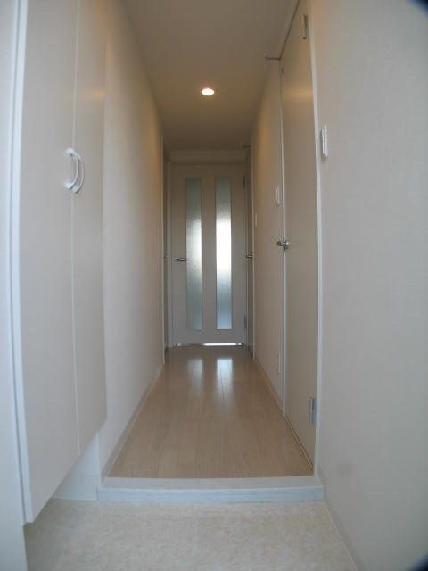 玄関　別号室参考写真です