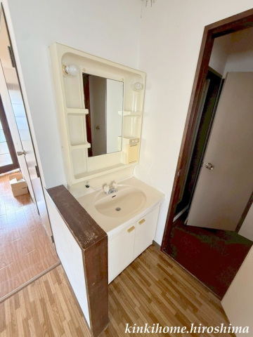 洗面設備　写真は別号室となります。