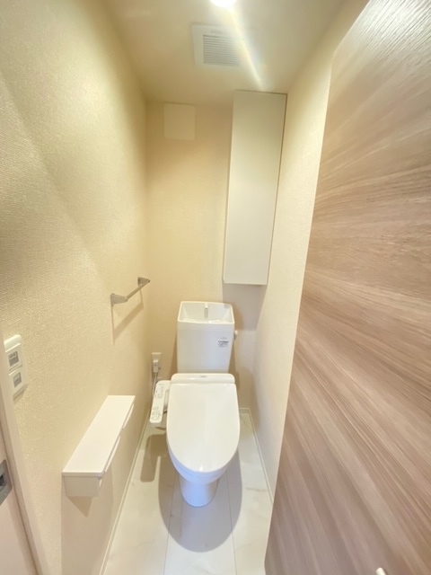 トイレ　別のお部屋の参考写真です