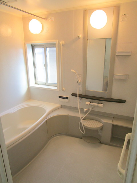 バス・シャワールーム　★浴室乾燥あり★