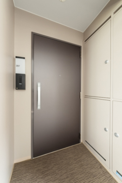 玄関　※写真は同タイプ住戸です。