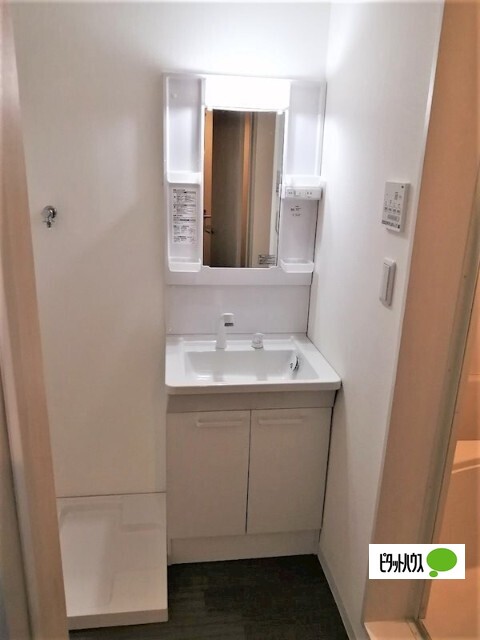 洗面設備　独立洗面台