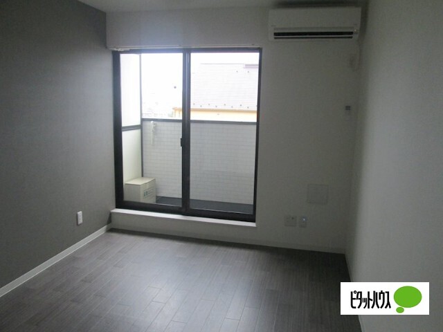 居室・リビング　洋室６．７帖