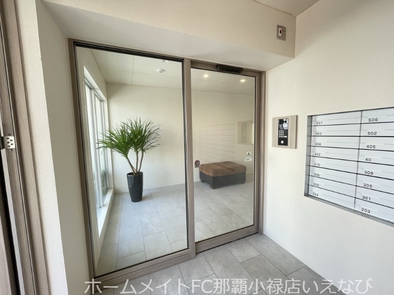 エントランス　※別部屋・イメージ画像です