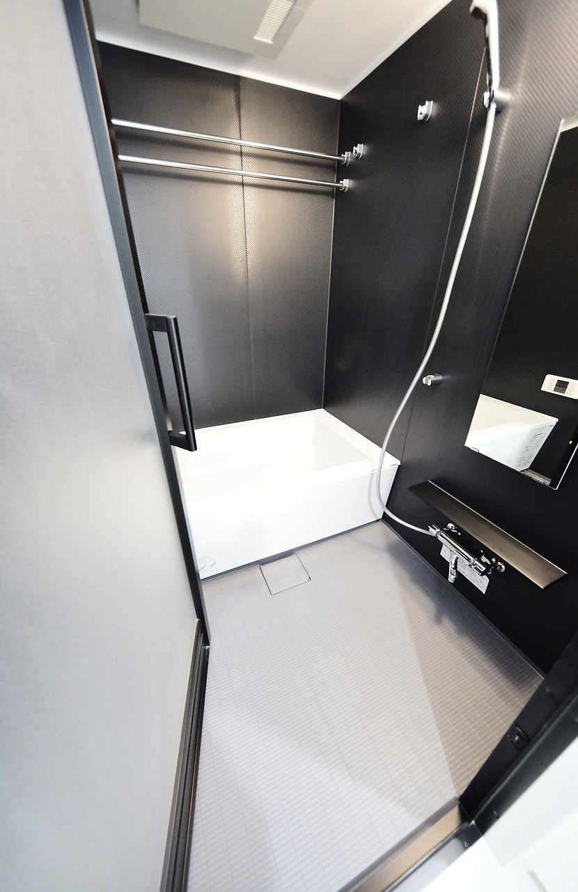 バス・シャワールーム　バス