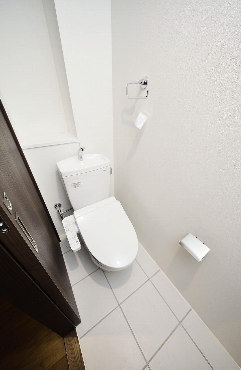 トイレ　トイレ