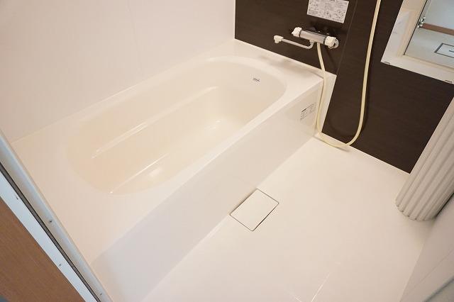 バス・シャワールーム　浴室