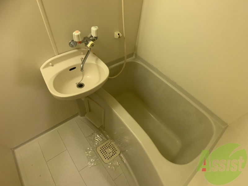 バス・シャワールーム　疲れた日はこちらのお風呂でリラックスしましょう。