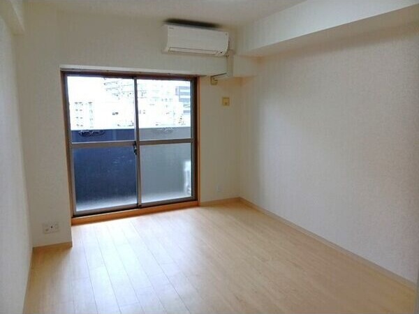 居室・リビング　名古屋で一番初期費用の安い賃貸専門の不動産会社です(^^)