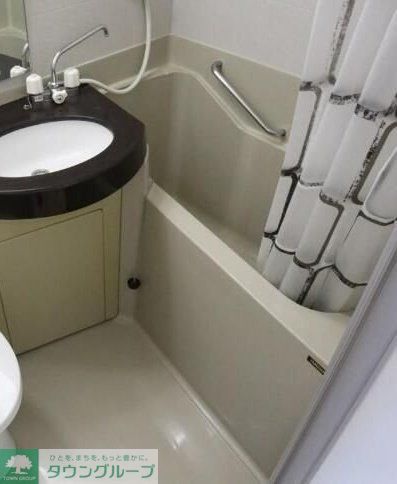 バス・シャワールーム　洗面