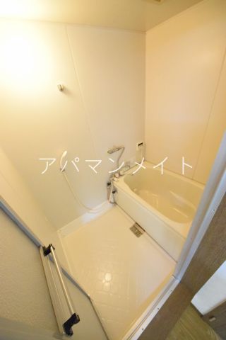 バス・シャワールーム　お風呂です