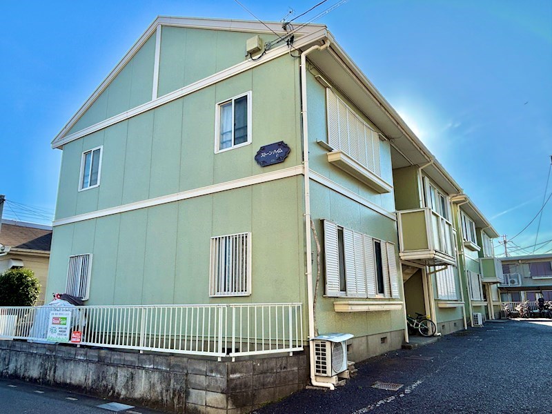 建物外観　１フロア２住戸で全室角部屋