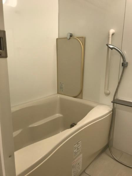 バス・シャワールーム　別部屋参考写真