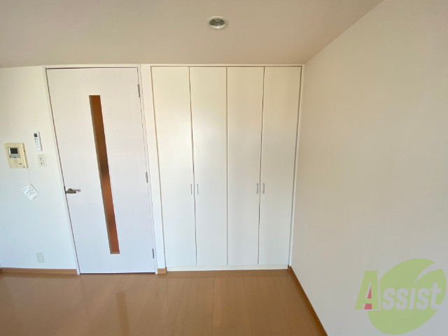 収納　クローゼット。荷物がたくさんあっても問題ないですね。