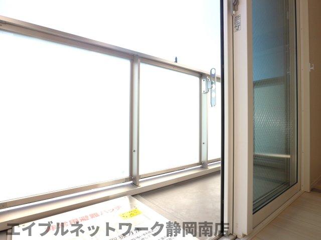 バルコニー　同イメージ反転