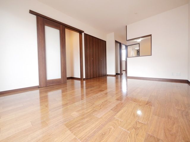 その他部屋・スペース　★リビングフロアです★