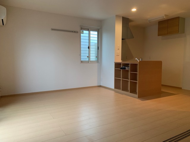 居室・リビング　南向きの明るいリビング