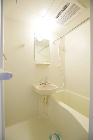 バス・シャワールーム　浴室乾燥機