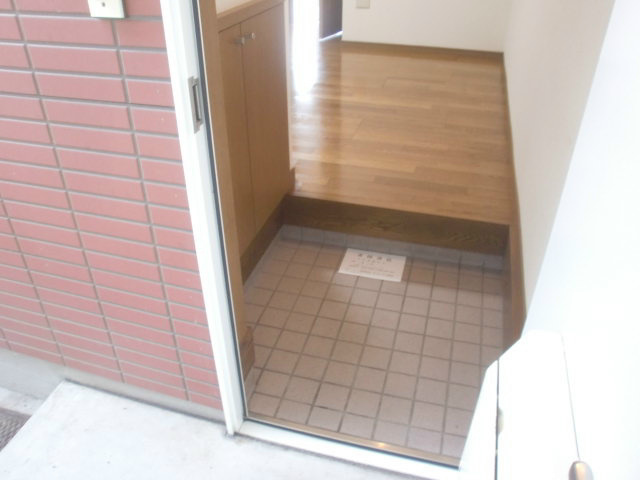 玄関　同型タイプ