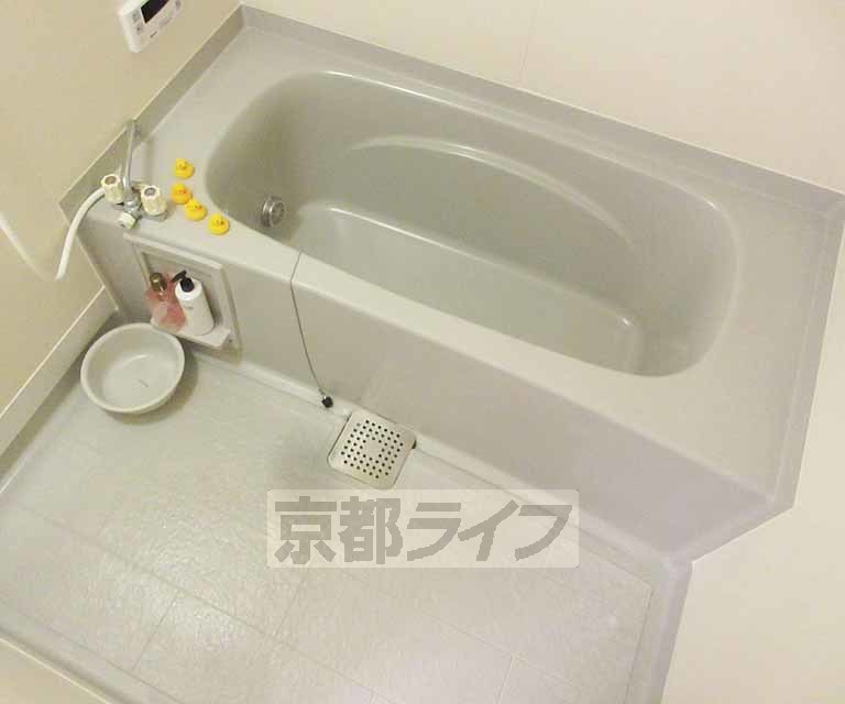 バス・シャワールーム　リラックスできるバスルーム・