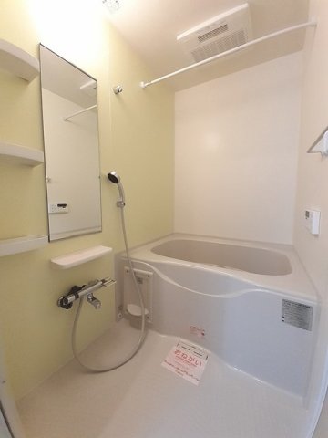 バス・シャワールーム　お風呂です