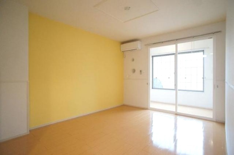 居室・リビング　図面と現状に相違がある場合には現状を優先