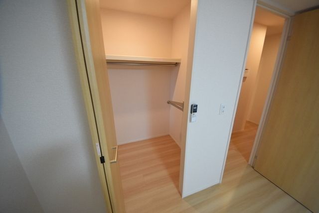 収納　※別号室参考写真です