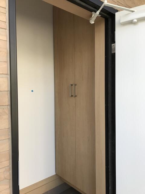 収納　マイコート稲城館2