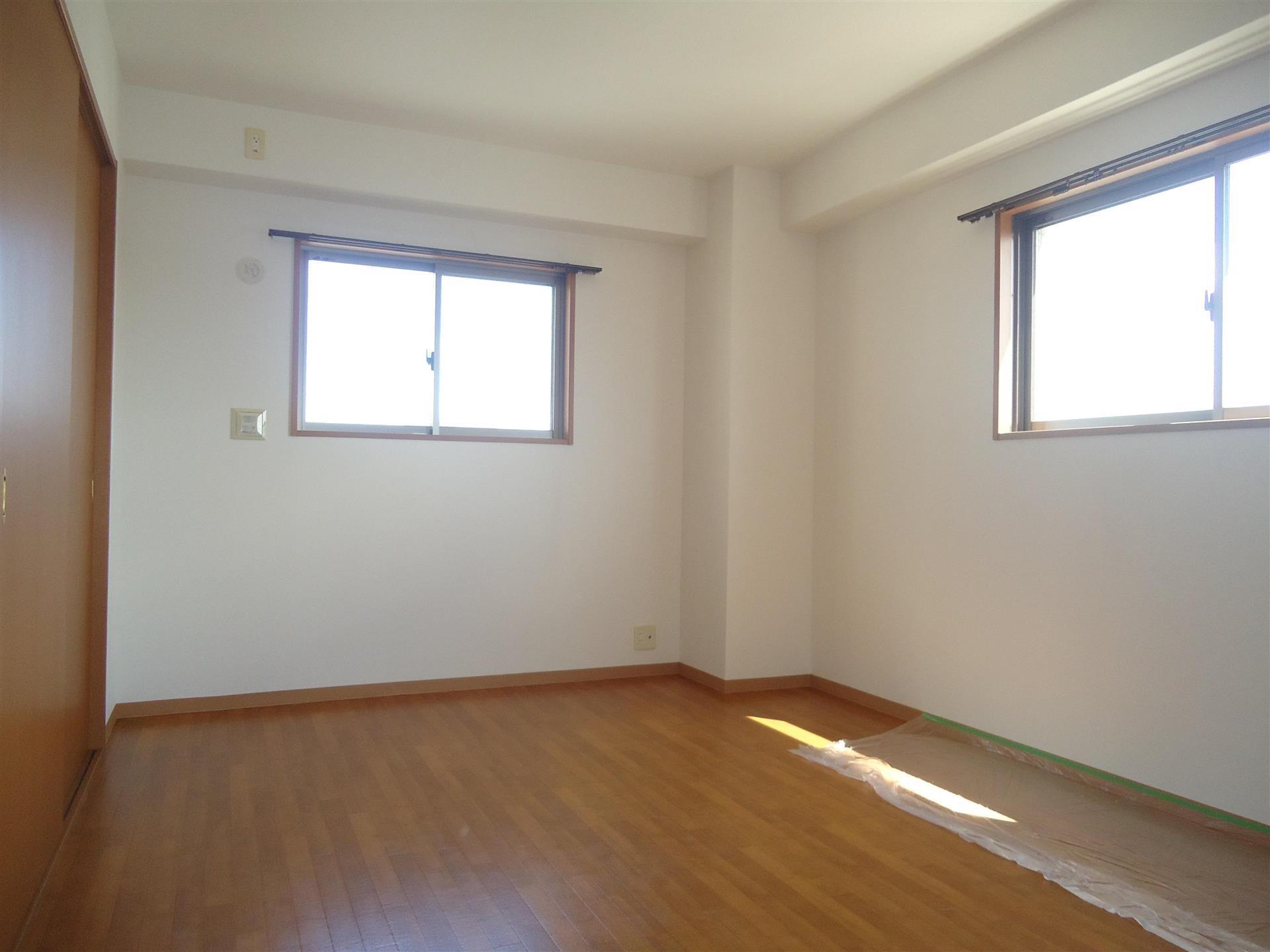 居室・リビング　※同物同タイプ別室の写真です