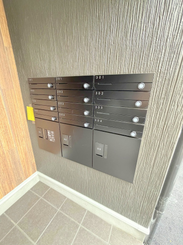 コンビニ　ファミリーマート安芸鶴江店（コンビニ）まで473m