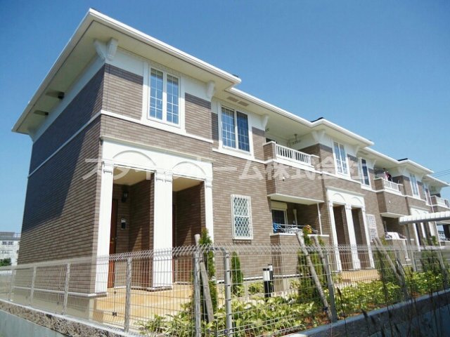 建物外観　外観は落ち着いています