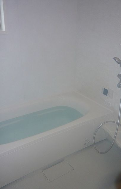 バス・シャワールーム　ゆったり過ごせるお風呂です