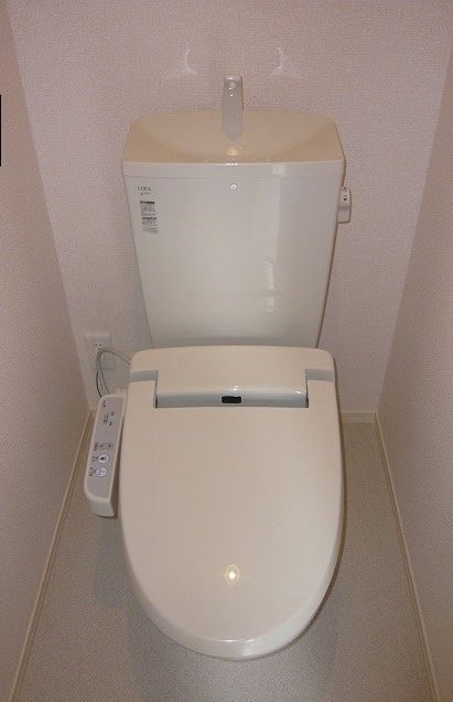 トイレ　落ち着いたトイレです