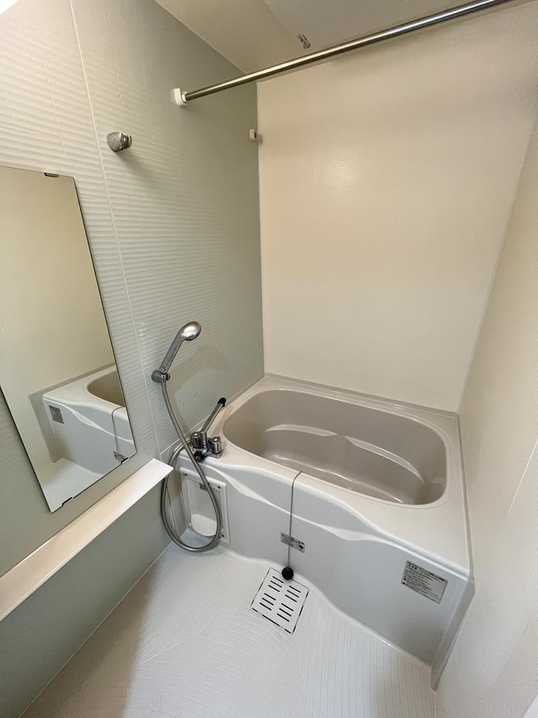 バス・シャワールーム　※同建物別部屋