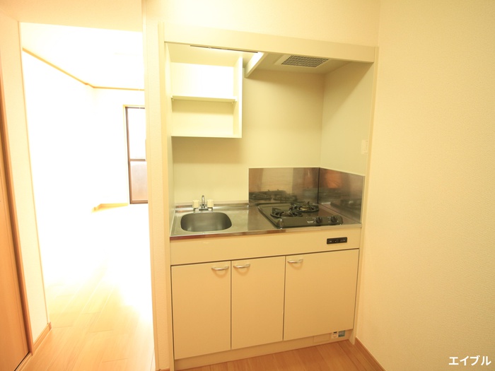 キッチン　反転タイプの別のお部屋になります