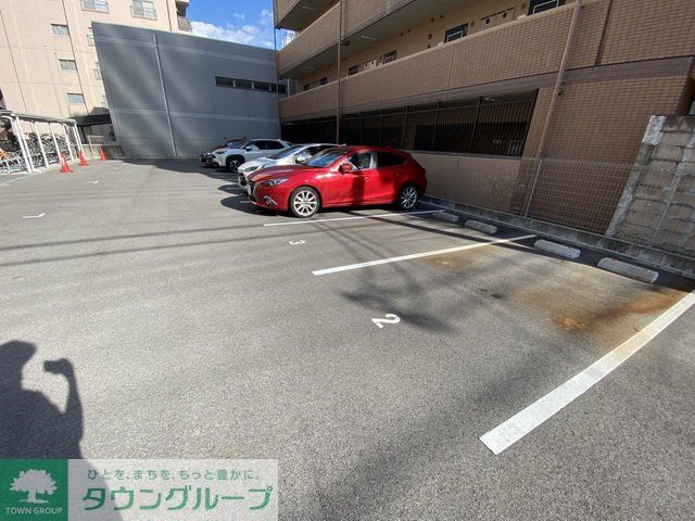 駐車場　駐車場