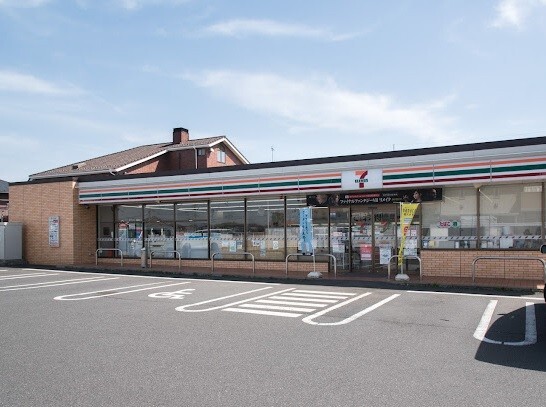 コンビニ　セブンイレブン日野市日野台２丁目店（コンビニ）まで272m