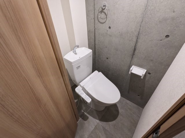 トイレ　別部屋参考写真