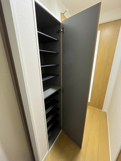 収納　シューズボックス