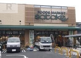 スーパー　Foods　Market　satake寝屋川店（スーパー）まで533m