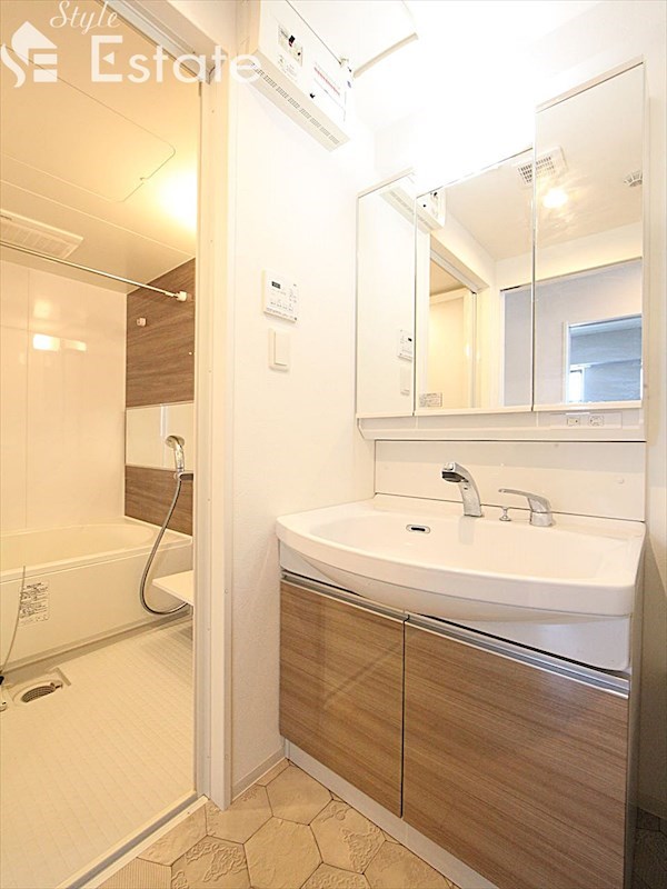 洗面設備　独立洗面台