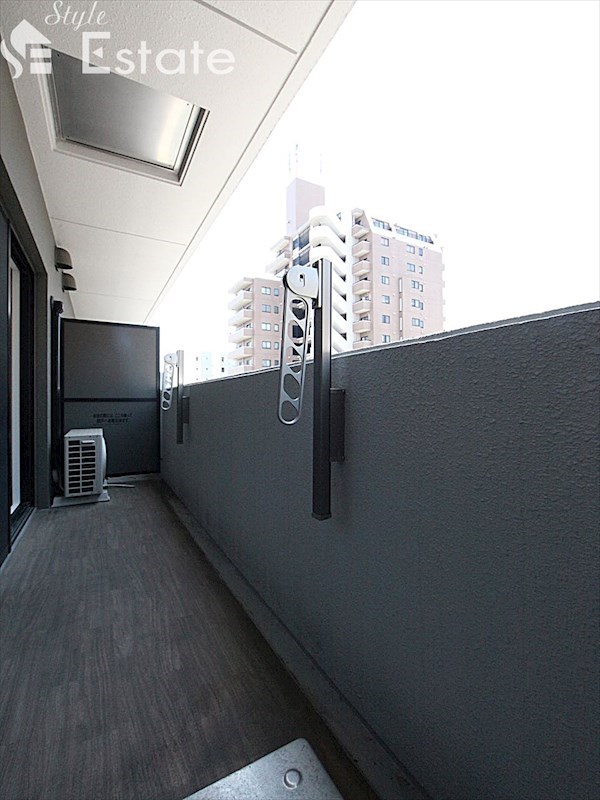 バルコニー　バルコニー