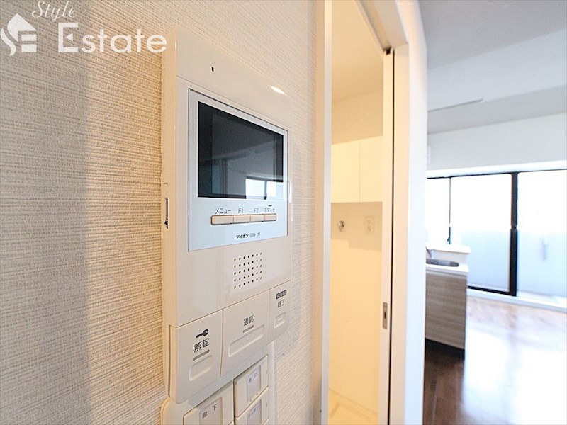 セキュリティ　モニター付きインターホン