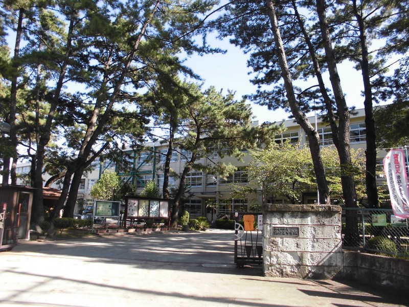 中学校　加古川市立浜の宮中学校（中学校）まで2190m