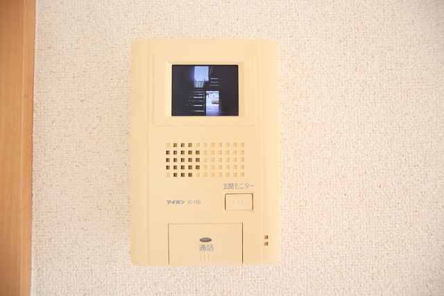 セキュリティ　来訪者をしっかり確認できるＴＶモニターホン