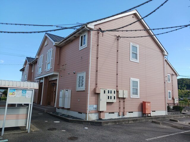 建物外観　落ち着いた雰囲気の外観です