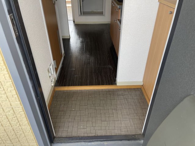 山手カルチェの玄関写真