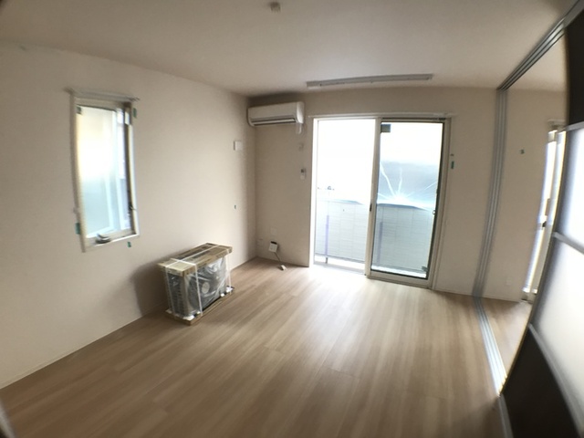居室・リビング　ＬＤＫ（施工中）