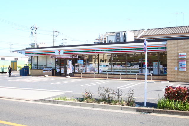 コンビニ　セブンイレブン足立保木間3丁目店（コンビニ）まで425m