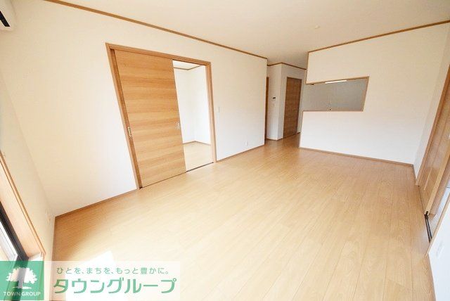 居室・リビング　お問合せはタウンハウジングまで！※現地待合わせ相談可能